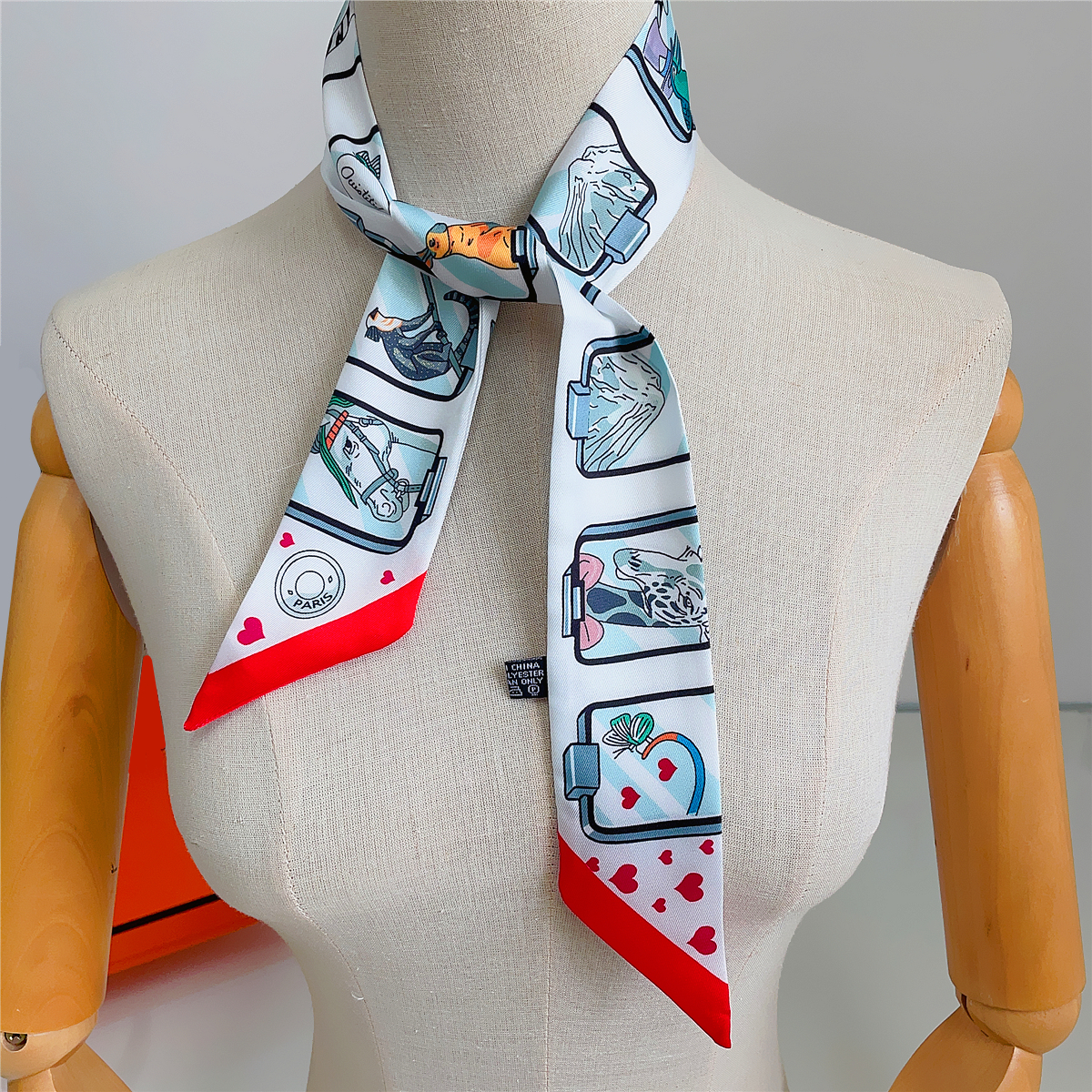 Brand Design Twill 100% Silk S - Scarf Silk Square 리뷰 및 가격