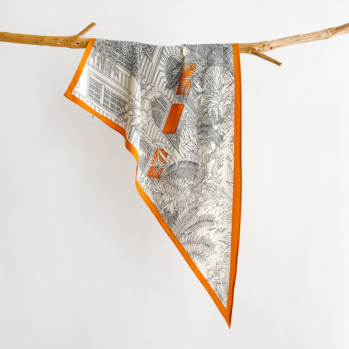 Trendy Bandana 100% Mulberry T - Ascot Neck Scarf 리뷰 및 가격
