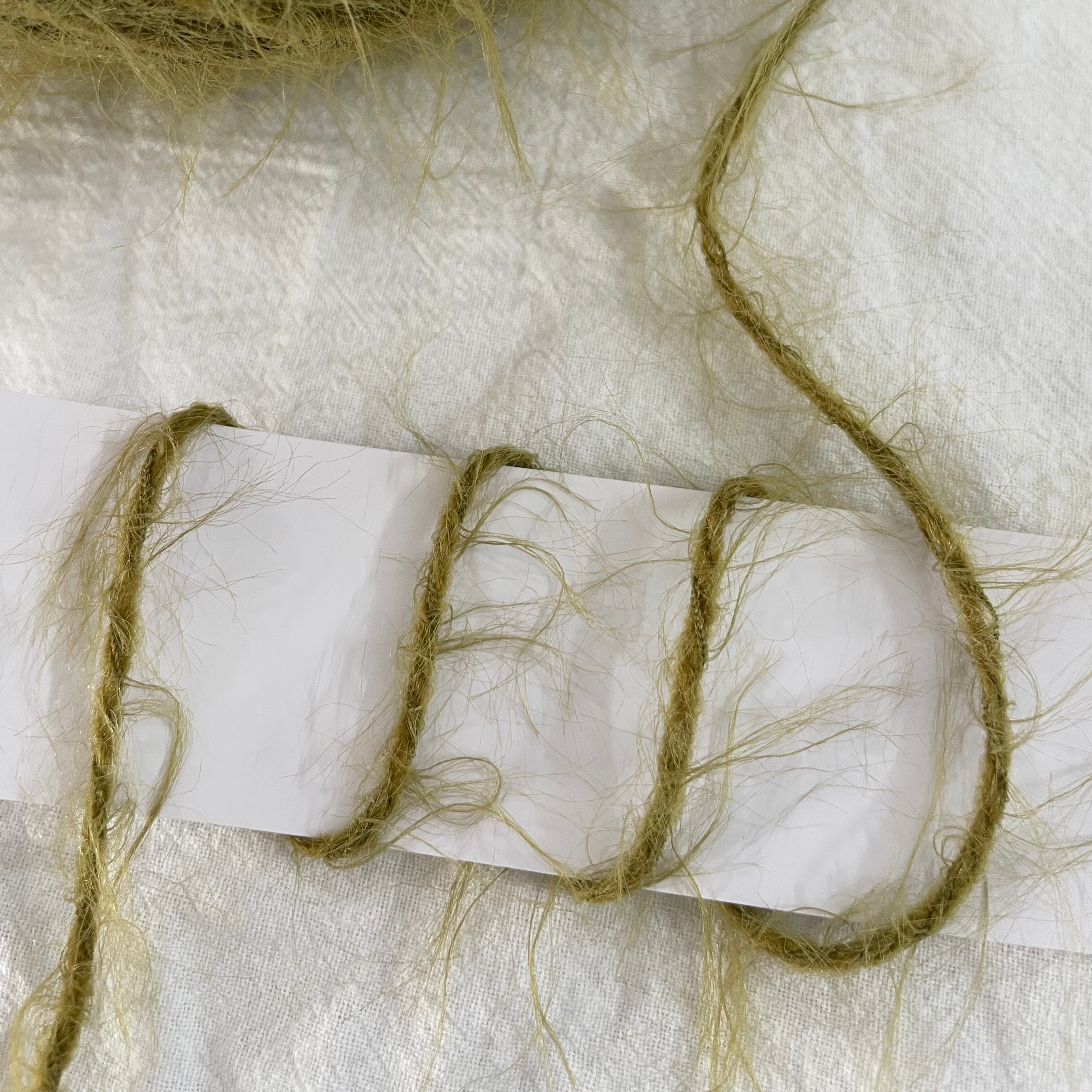 1 Large Bag Contains 2 Skeins  - Woven Scarf Blanket 리뷰 및 가격