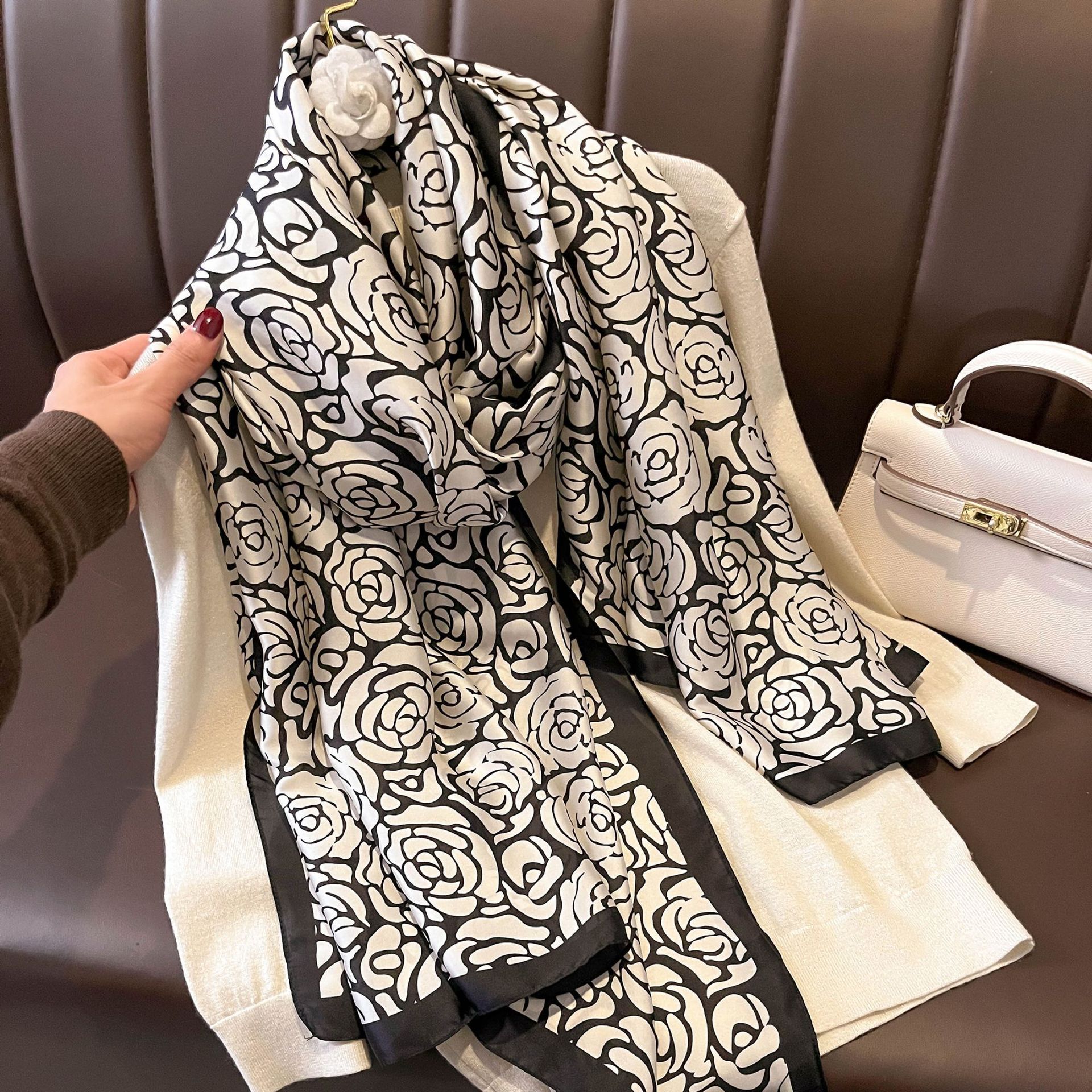 Fashion Print Large Shawl Wrap - Scarf Silk Square 리뷰 및 가격